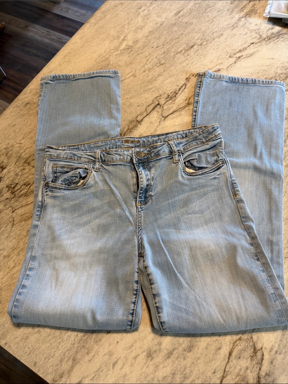 Kut from the Kloth Light Blue Women’s Jeans - Classic Denim Fit